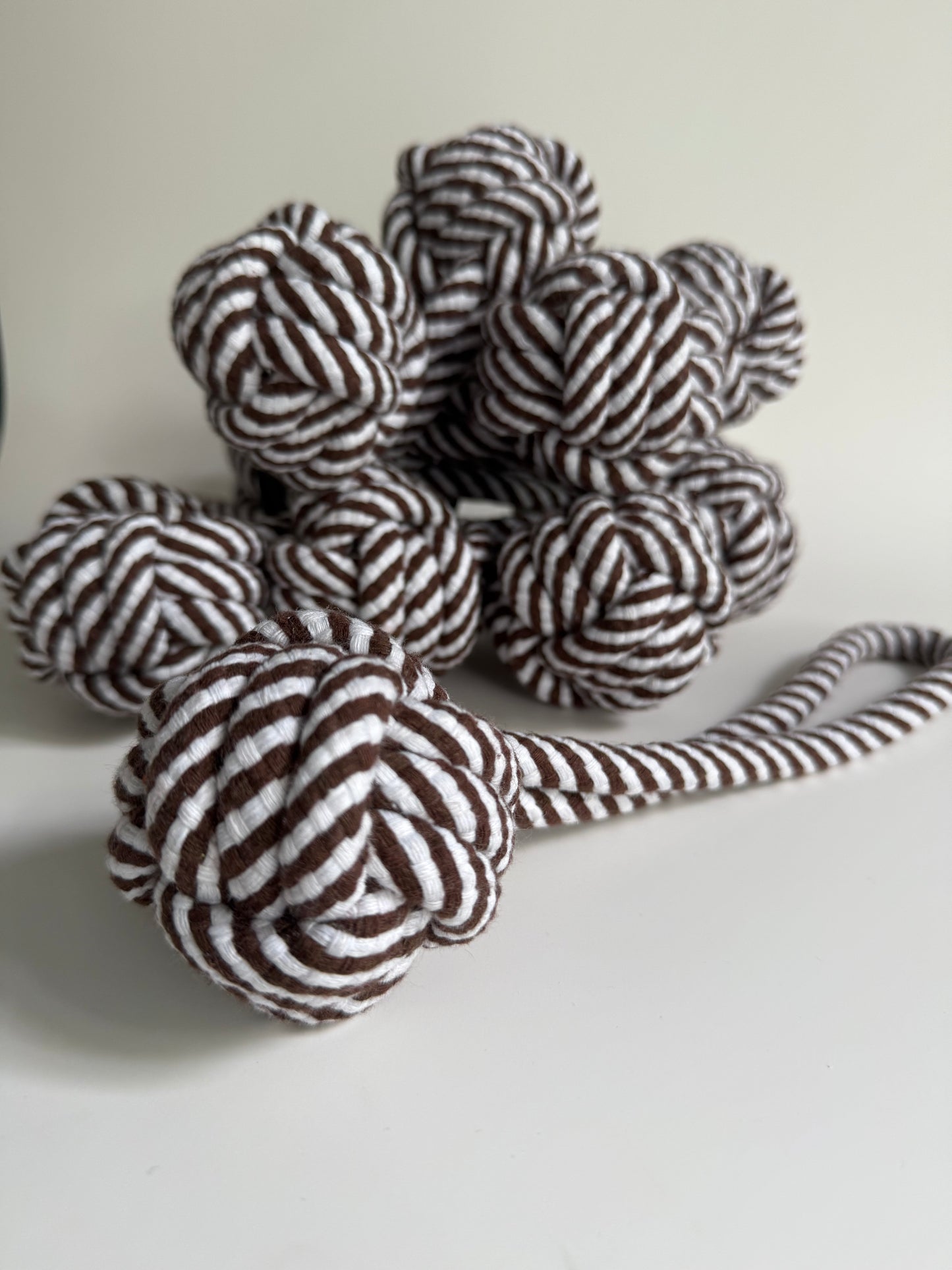 Black and White Rope Tug-War Toy Ball with One Handle - Medium